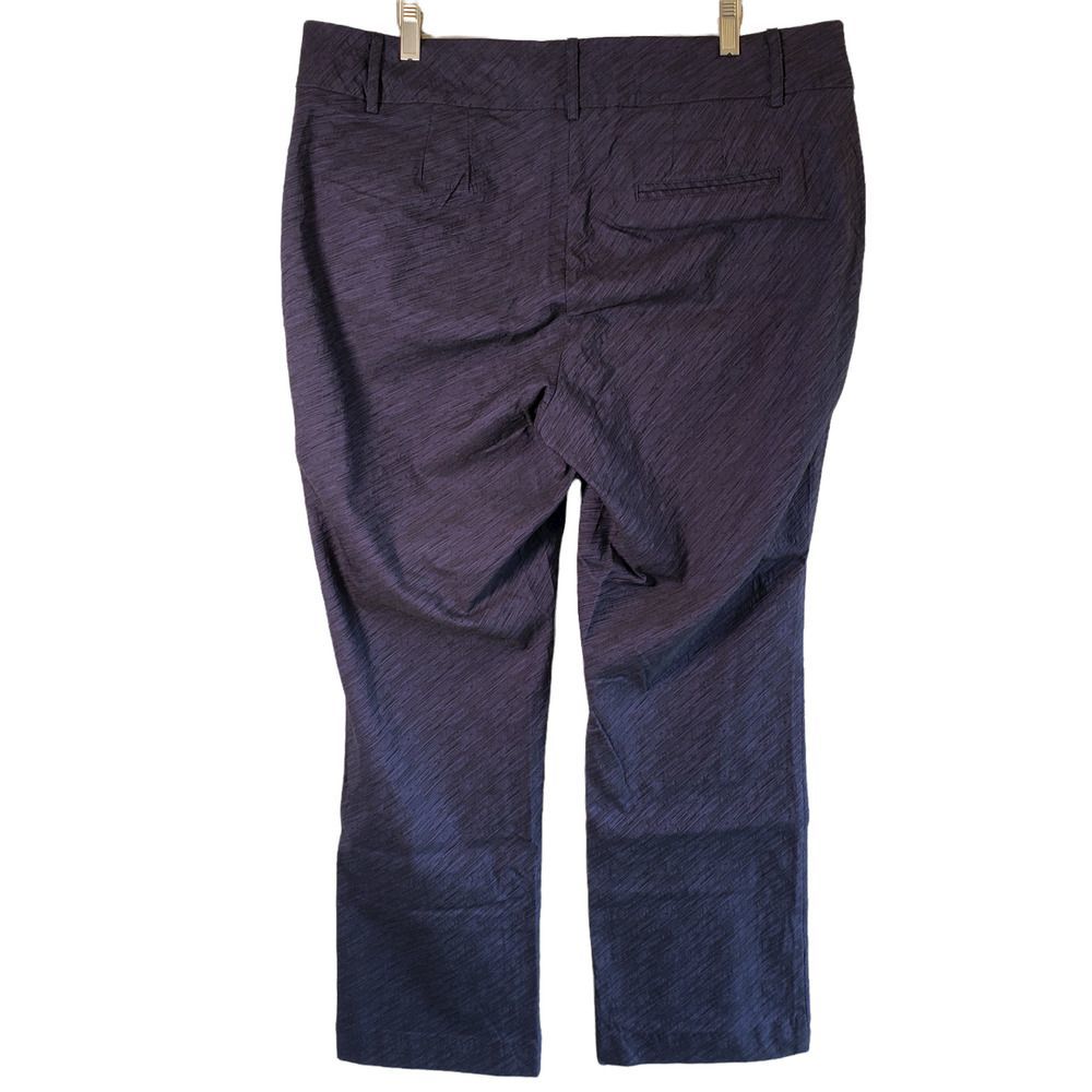 Margaret M Slimming Front Cropped Pants Navy/Black Women's Size 2X - Picture 4 of 10